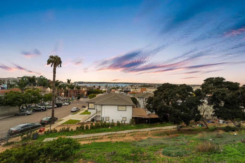 Casa Italia -2Br- Free Driveway Parking For 2 Cars San Diego Exterior foto